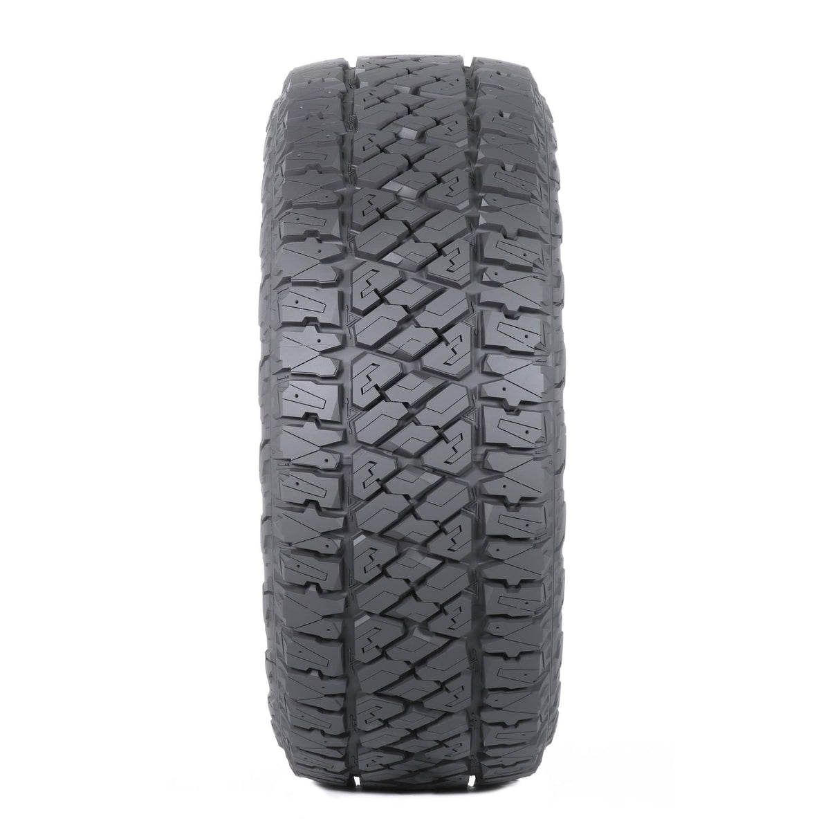 275/55R20XL 117T Light Truck & SUV Tire I223