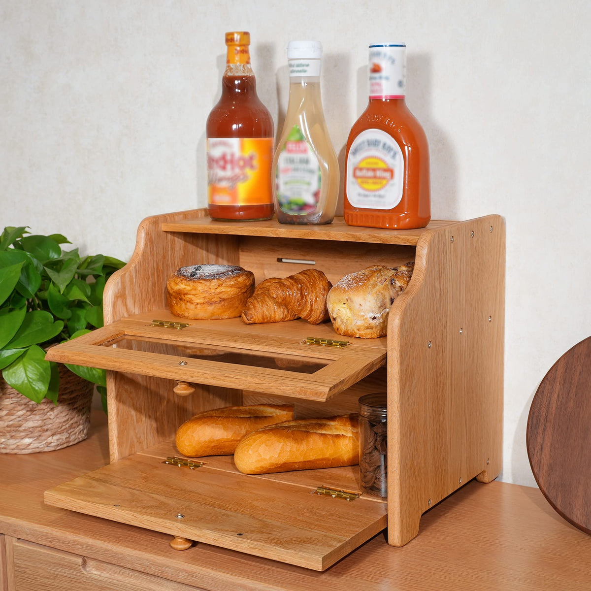 Solid Wood Oak Bread Box with Clear Window Q496